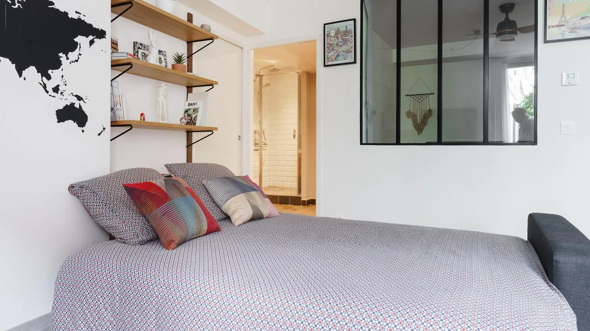 Apartment Bright And Airy 1bd Quartier De La Gare Paris